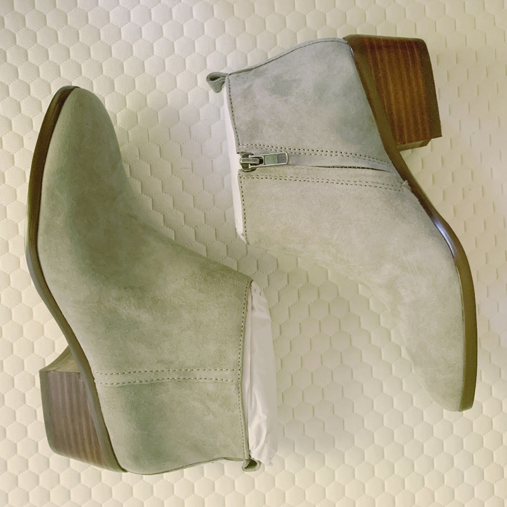 J Crew Grey Suede Sawyer Boots